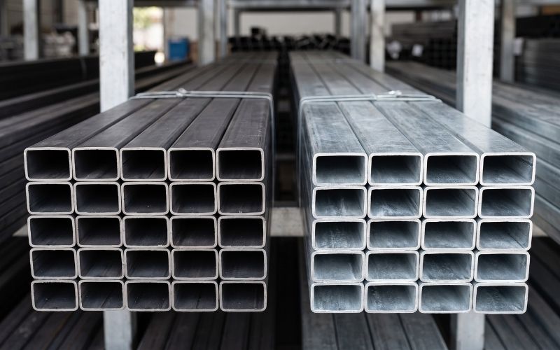 So sánh thép hộp đen và thép hộp mạ kẽm